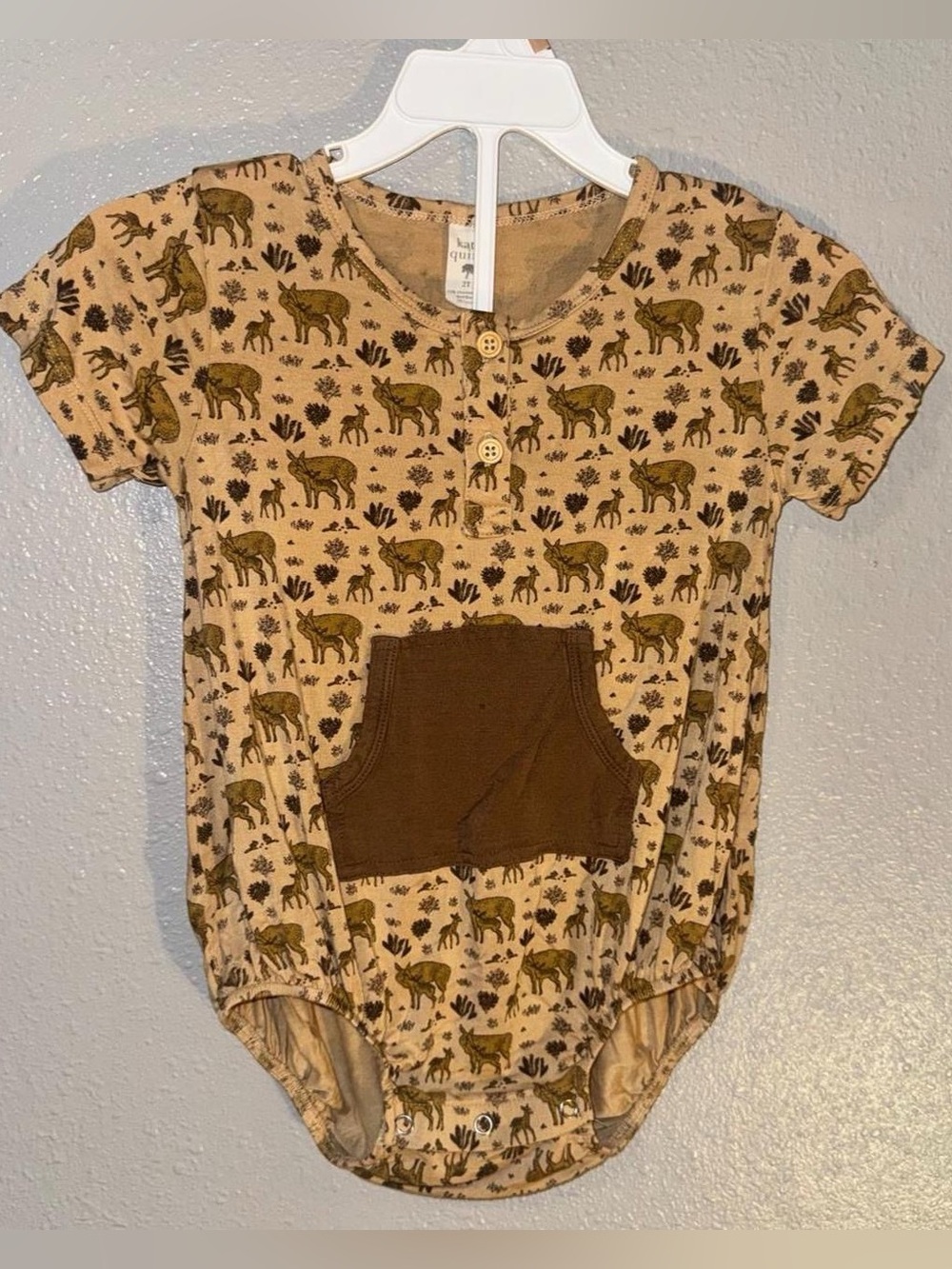 Kate Quinn | 2T Unisex Wildlife Onesie Bodysuit